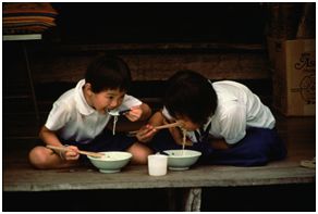 [slurpnoodles.jpg]
