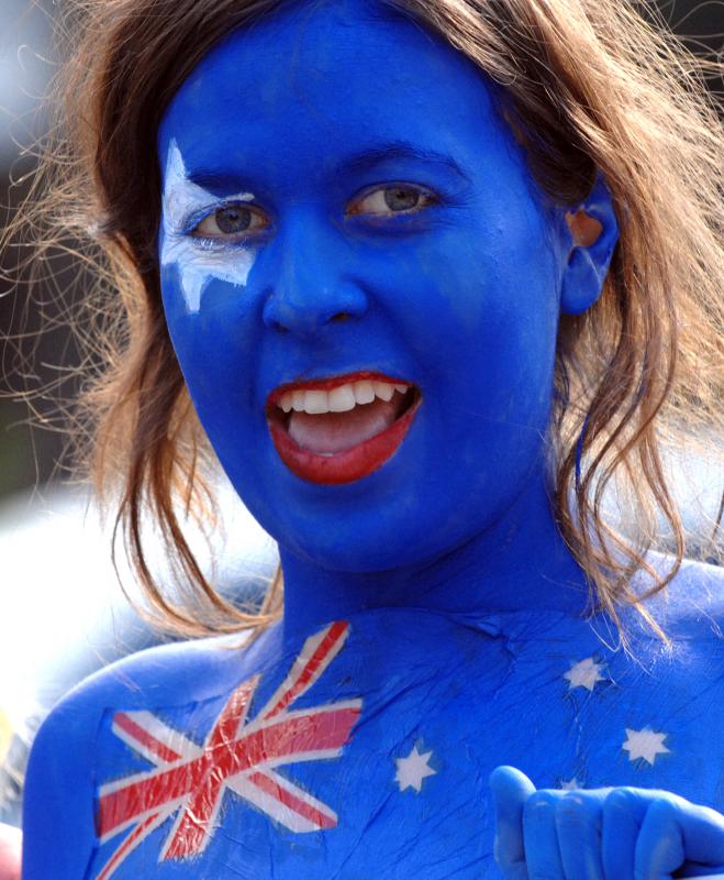 Body Painting Expresi Australian Team Football Fans With Full Body Art Painting