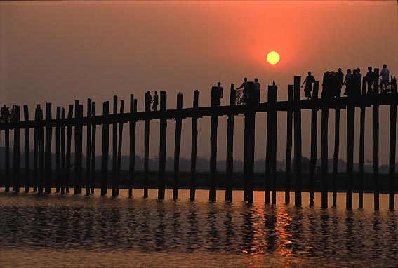 [U-Bein-Bridge-Mandalay-Myanmar.jpg]