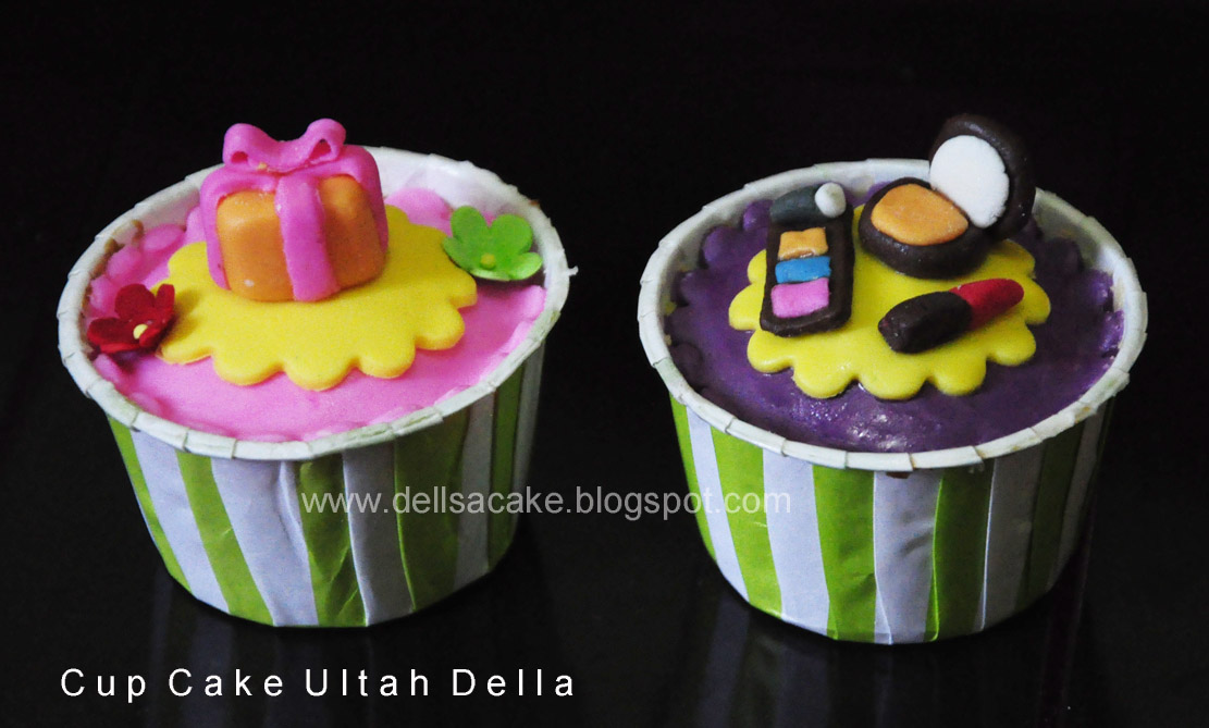 Dapurnya Mama Della dan Salma: Cup Cake Ultah Della