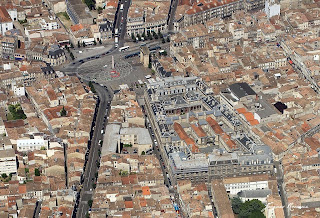 Photo aérienne de la Faculté de médecine et de la Place de la Victoire.