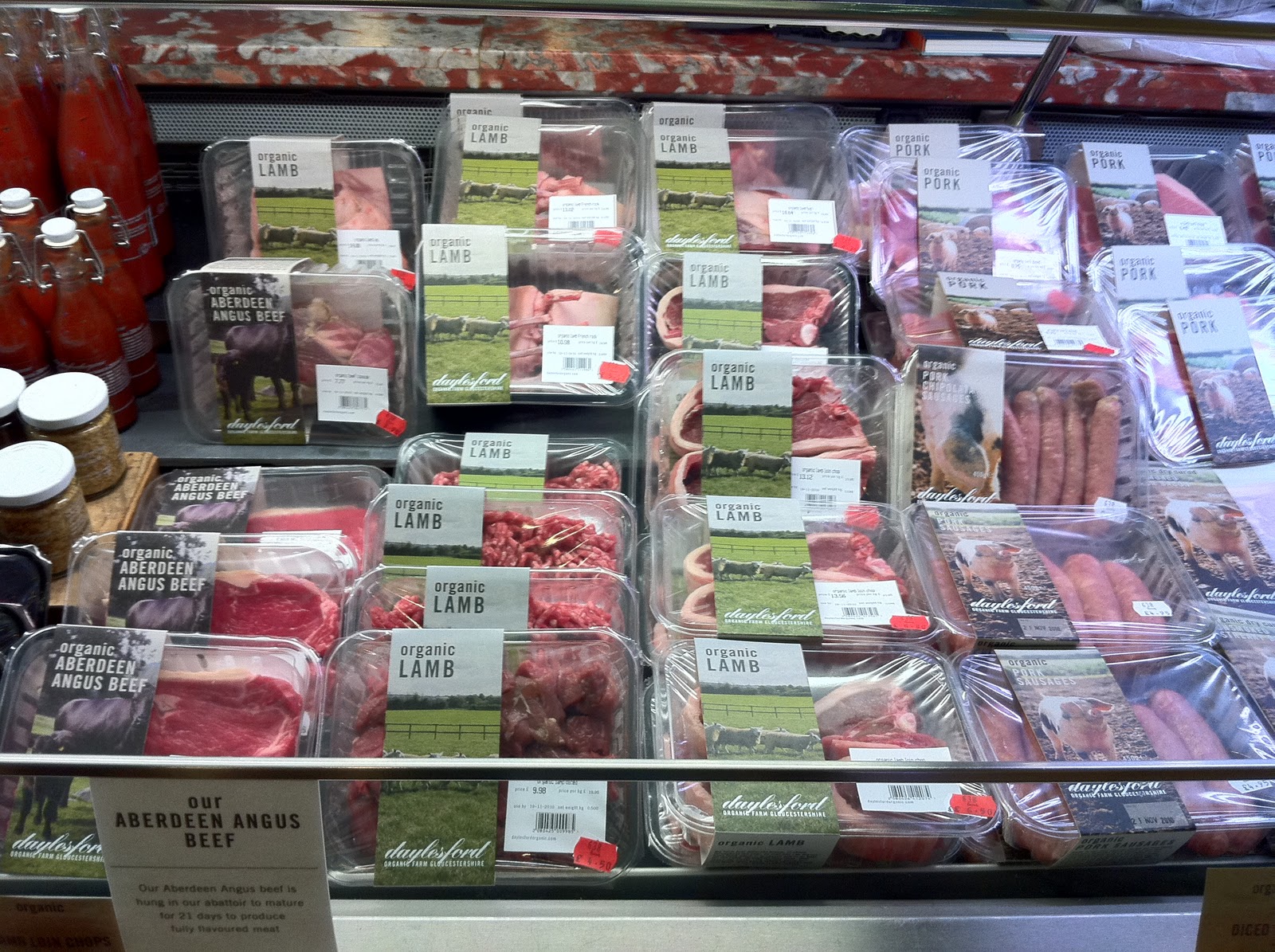 Quickwins Meat packaging that gives a fresh and natural look