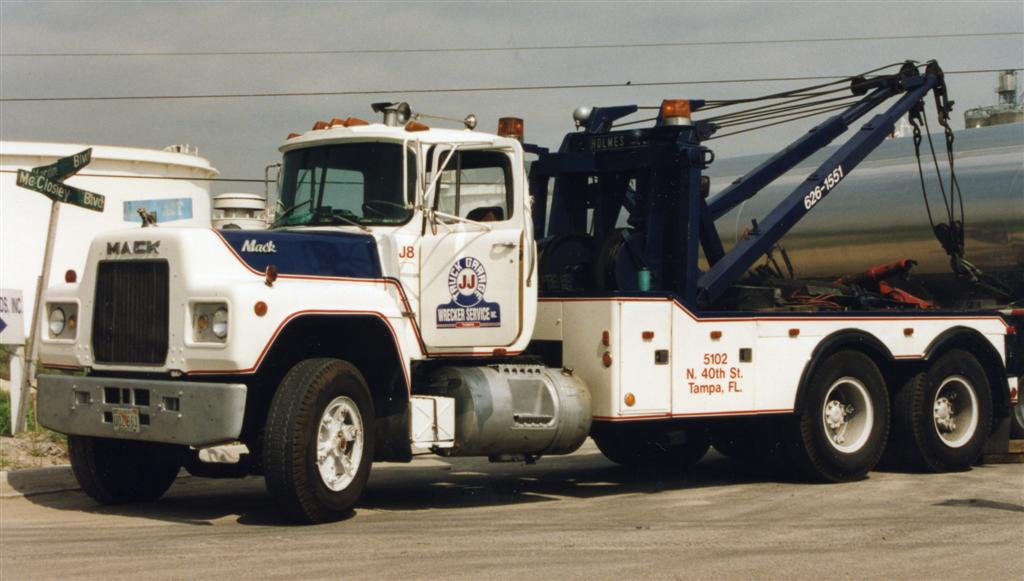 Truckfax: Mack R Models