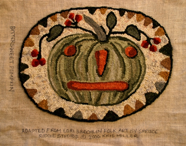 Mouse Droppings: Almost Finished my Halloween Hooked Rug