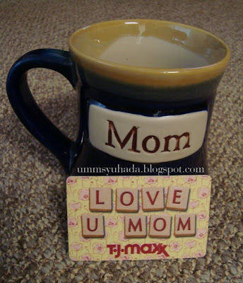 Mug & TJ-MAXX's gift card