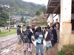 ESCUCHANDO AL PUEBLO