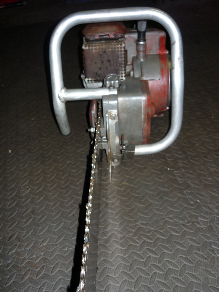VINTAGE CHAINSAW COLLECTION MALL O MG