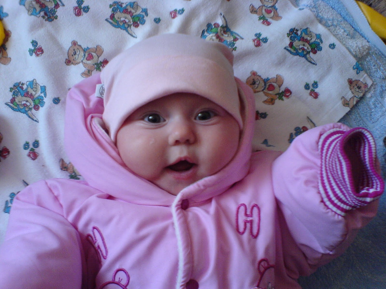 развитие ребёнка в 3 месяца. итоги 3 месяцев. развитие ребёнка в 3 месяца. итоги 3 месяцев. что должен уметь ребёнок в 4 месяца мальчик.