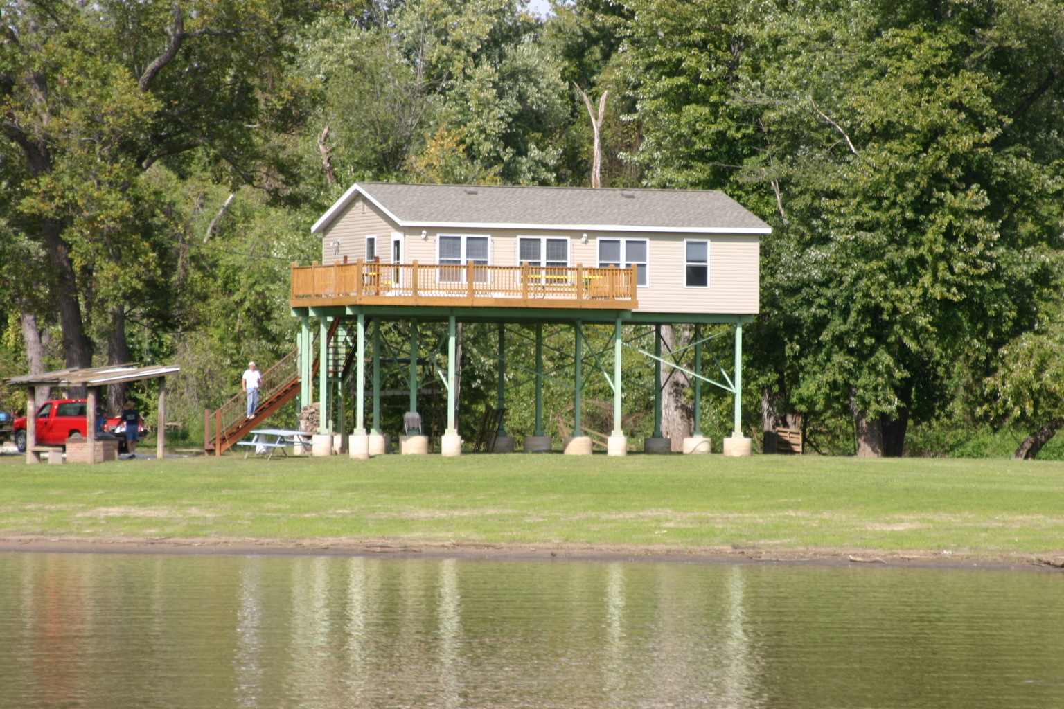 The Querrey's QUEST 9/25/2010 BEARDSTOWN TUG TO GRAFTON, IL