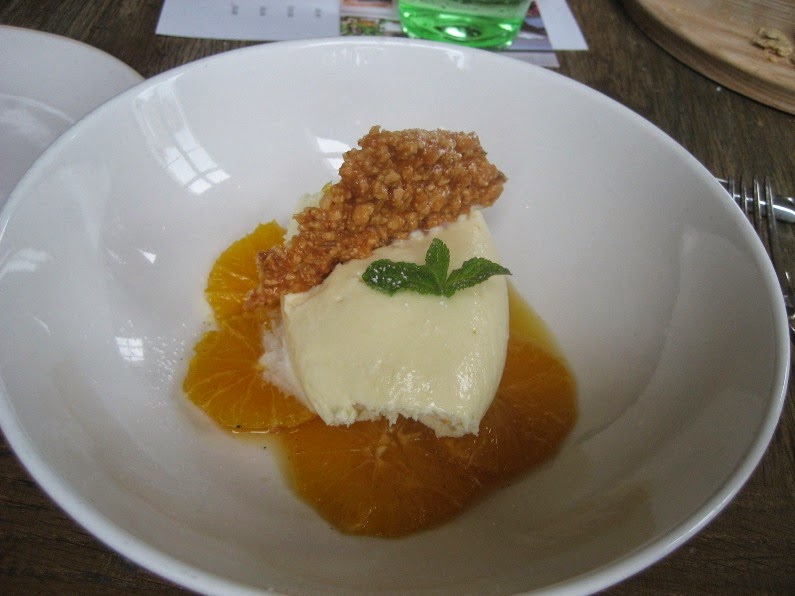 [2010-0228-orange-cake.JPG]