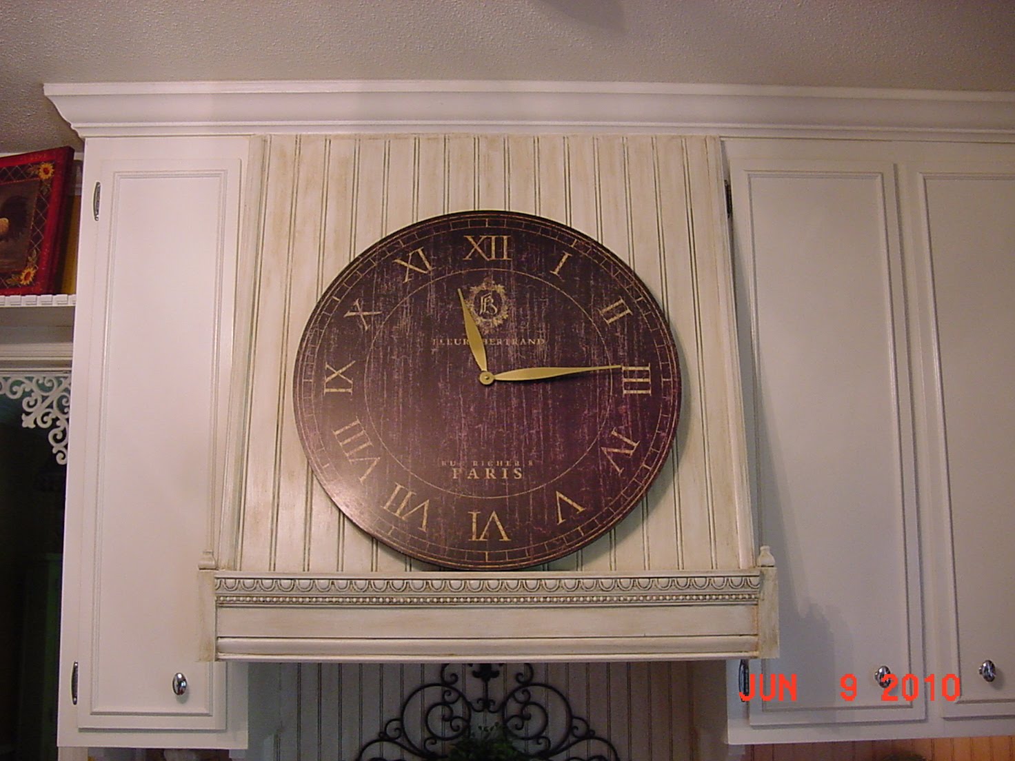 The Happy Homebody: New Vent Hood