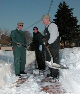 shuveling+sidewalks