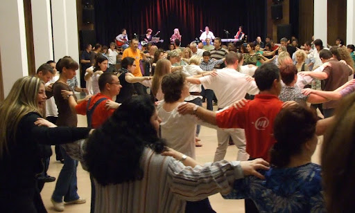 Sirtos jótékonysági koncert és táncház