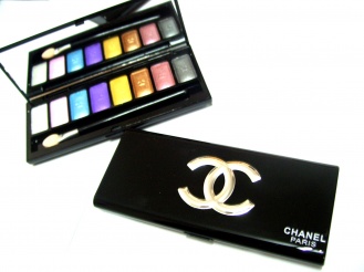 Chanel eyeshadow  UNTUK BORONG SHJ.