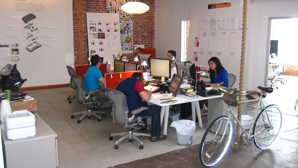 Thinking Design: Design Continuum Venice -- Too Good to be True?