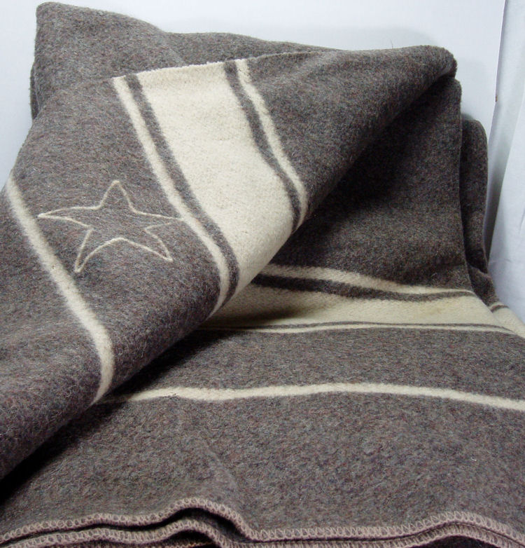 [italian+wool+blanket.jpg]