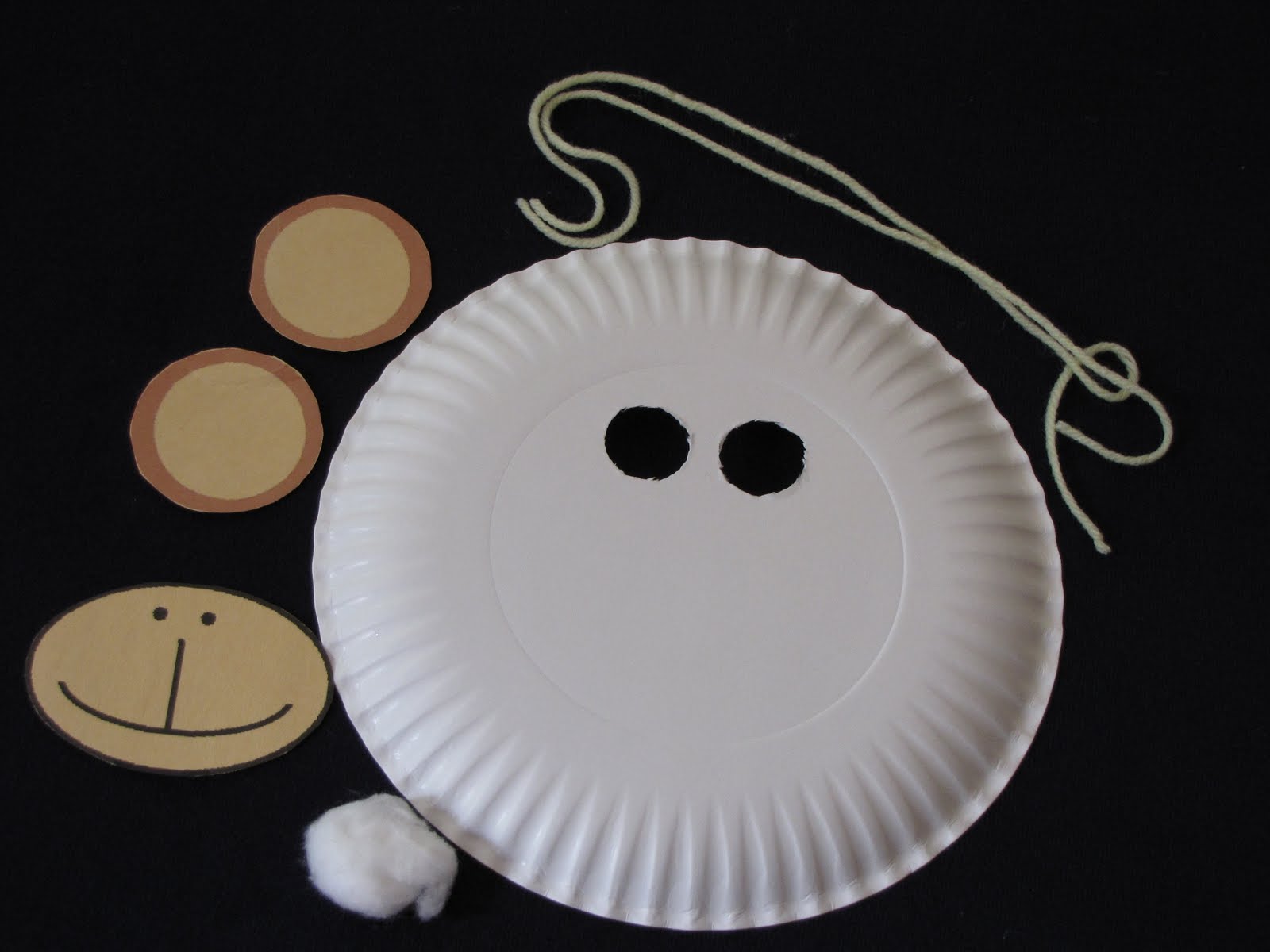 chinmaya-vrindavan-toddlers-monkey-mask