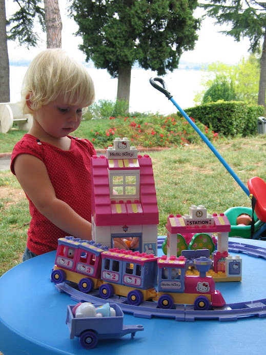 Spelen met de Kitty trein