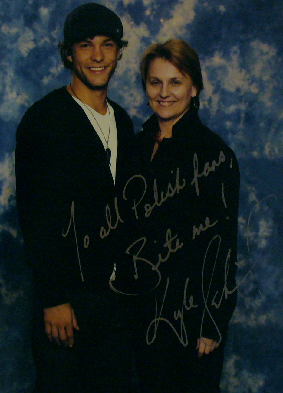 [Kyle+to+Polish+fans+1.jpg]