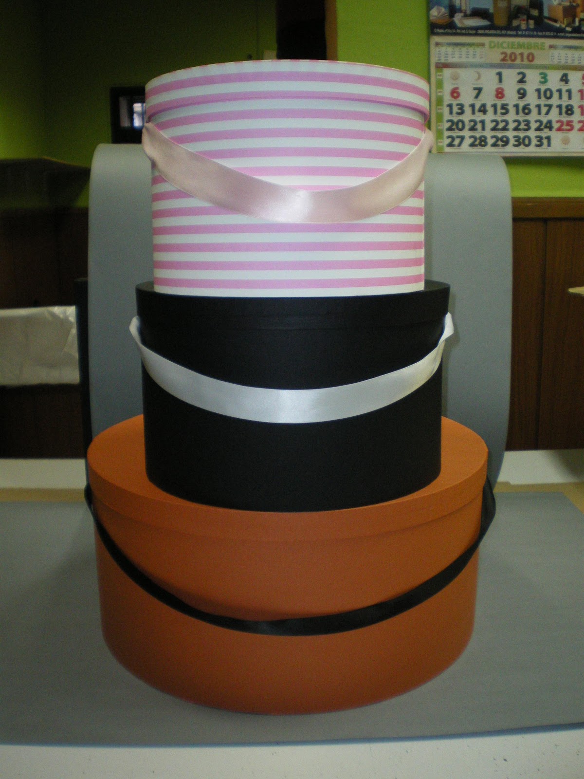 Cajas de Cartón a Medida: Sombrereras