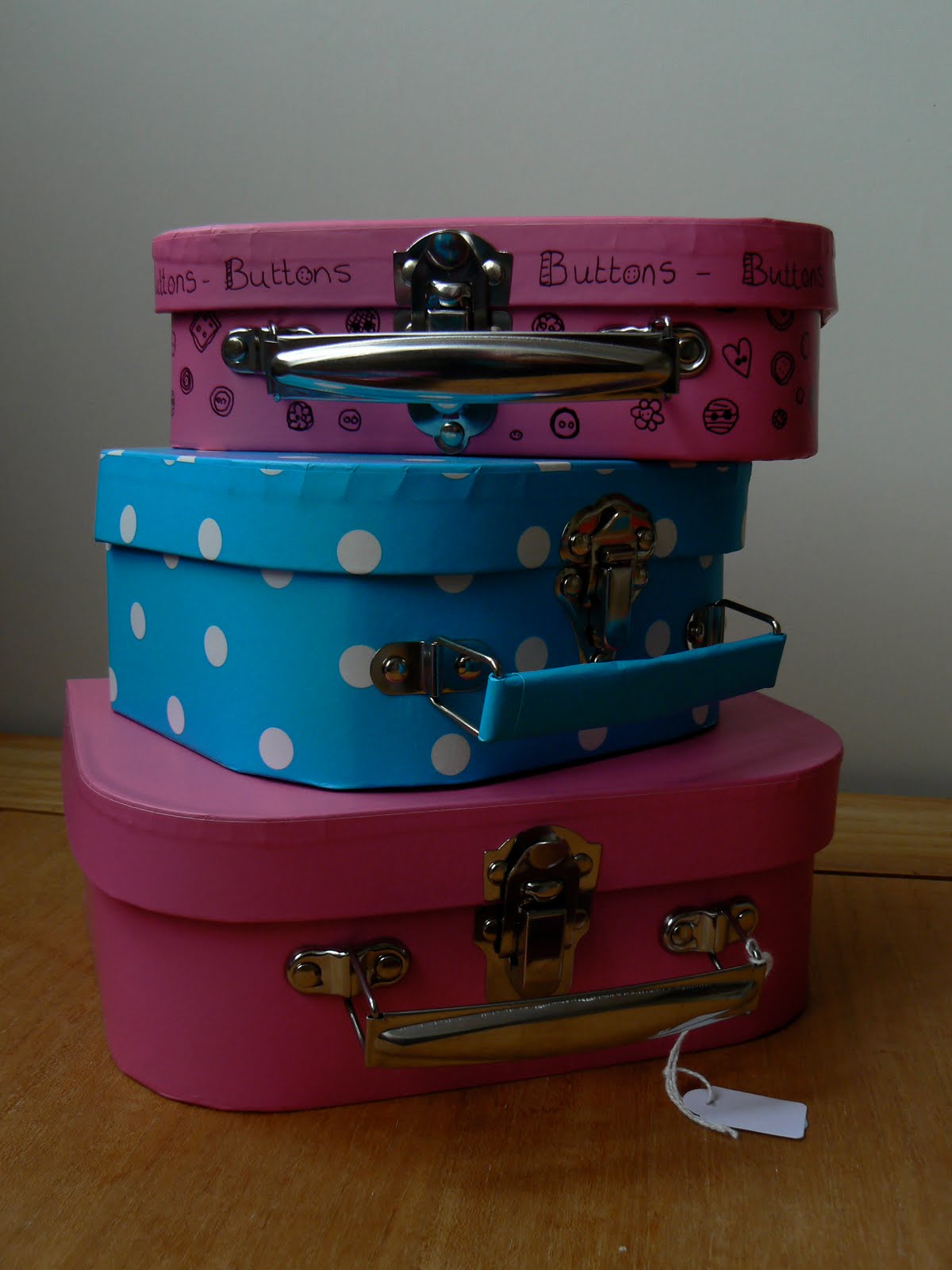 Birds of a feather DIY Pimp your little suitcase