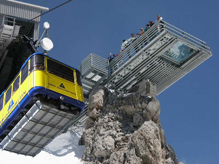 [dachstein+skywalk,+dachstein+glacier,+austria+3.jpg]