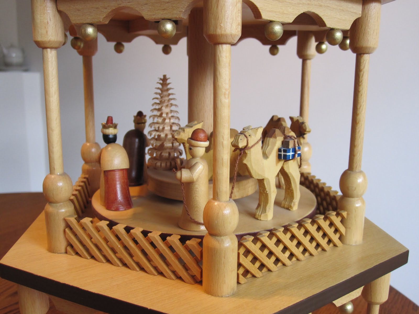 Karen's Travels Christmas Pyramid