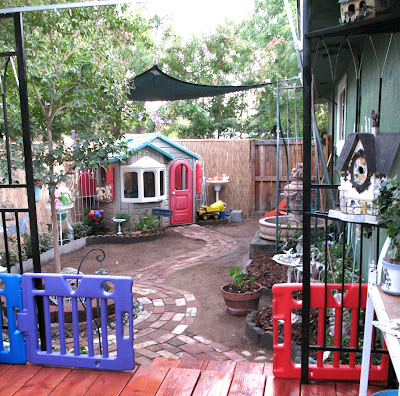 Artsy Fartsy: Play yard~