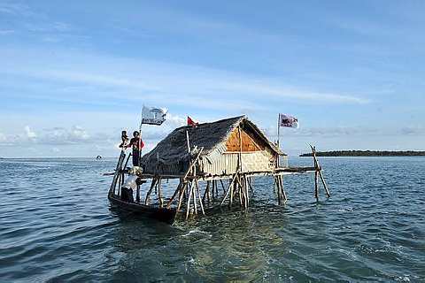 [2009+in+Indonesia+5.jpg]