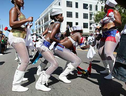 [dancer+wears+6.jpg]