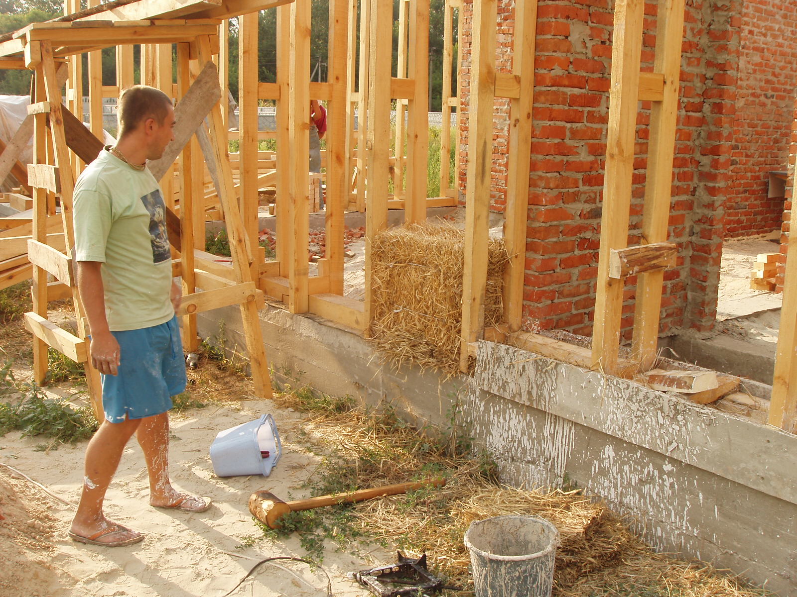 Блоки из соломы и цемента своими руками