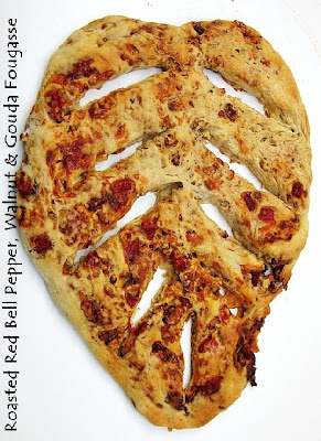 RED BELL PEPPER, WALNUT & GOUDA FRENCH FOUGASSE...a little banter! RED BELL PEPPER, WALNUT & GOUDA FRENCH FOUGASSE...a little banter!