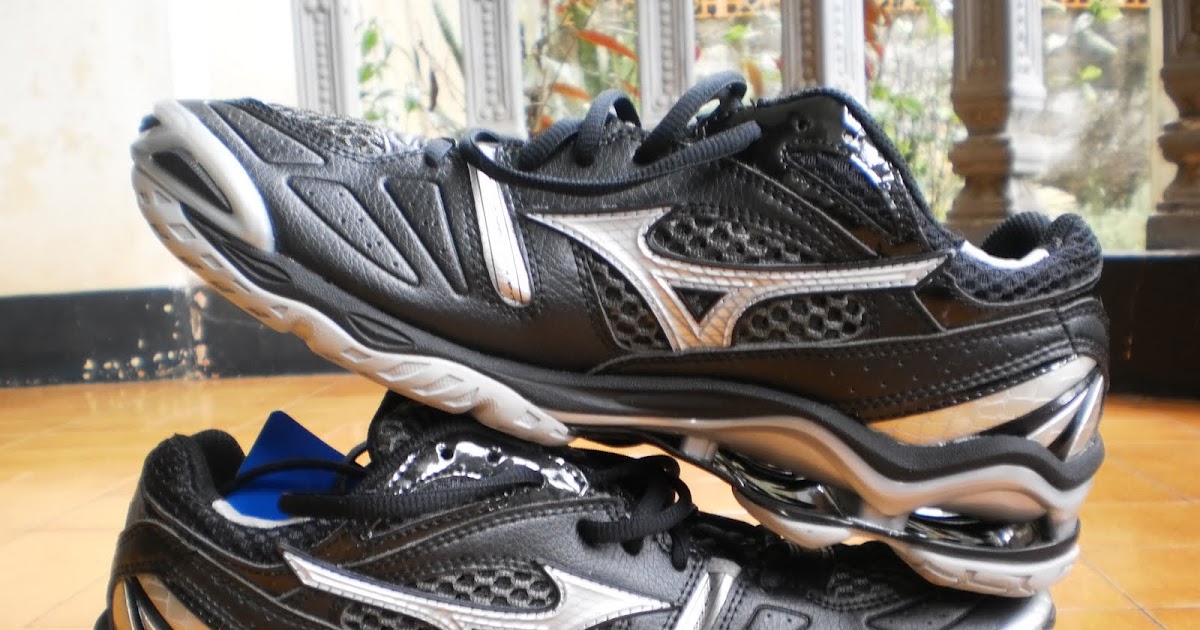 mizuno tornado 6