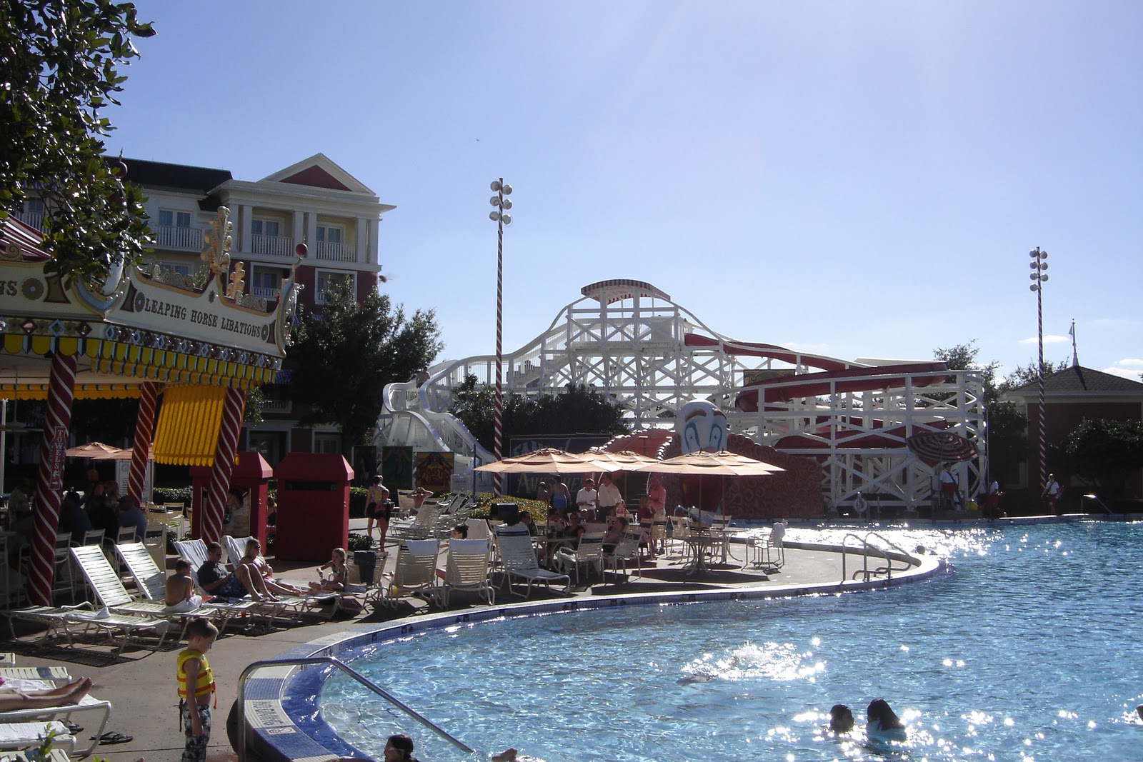 Disney Vacation Kingdom Luna Park Pool