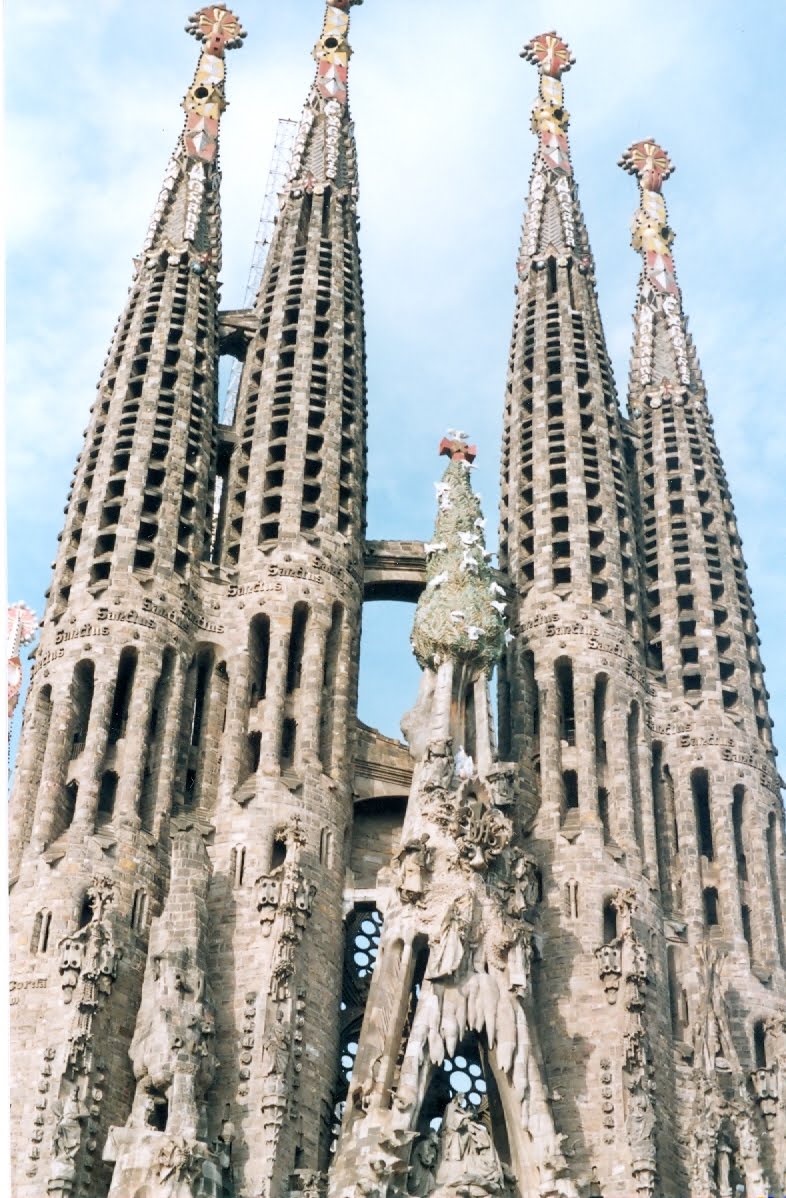 Templo Expiatório Da Sagrada Família Estilos Arquitetônicos Contando tudo: Fevereiro 2010