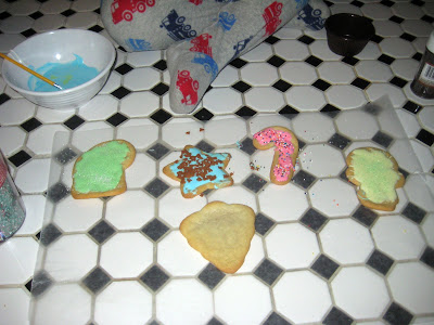 Living Happily Ever After: Decorating Christmas Cookies for Santa