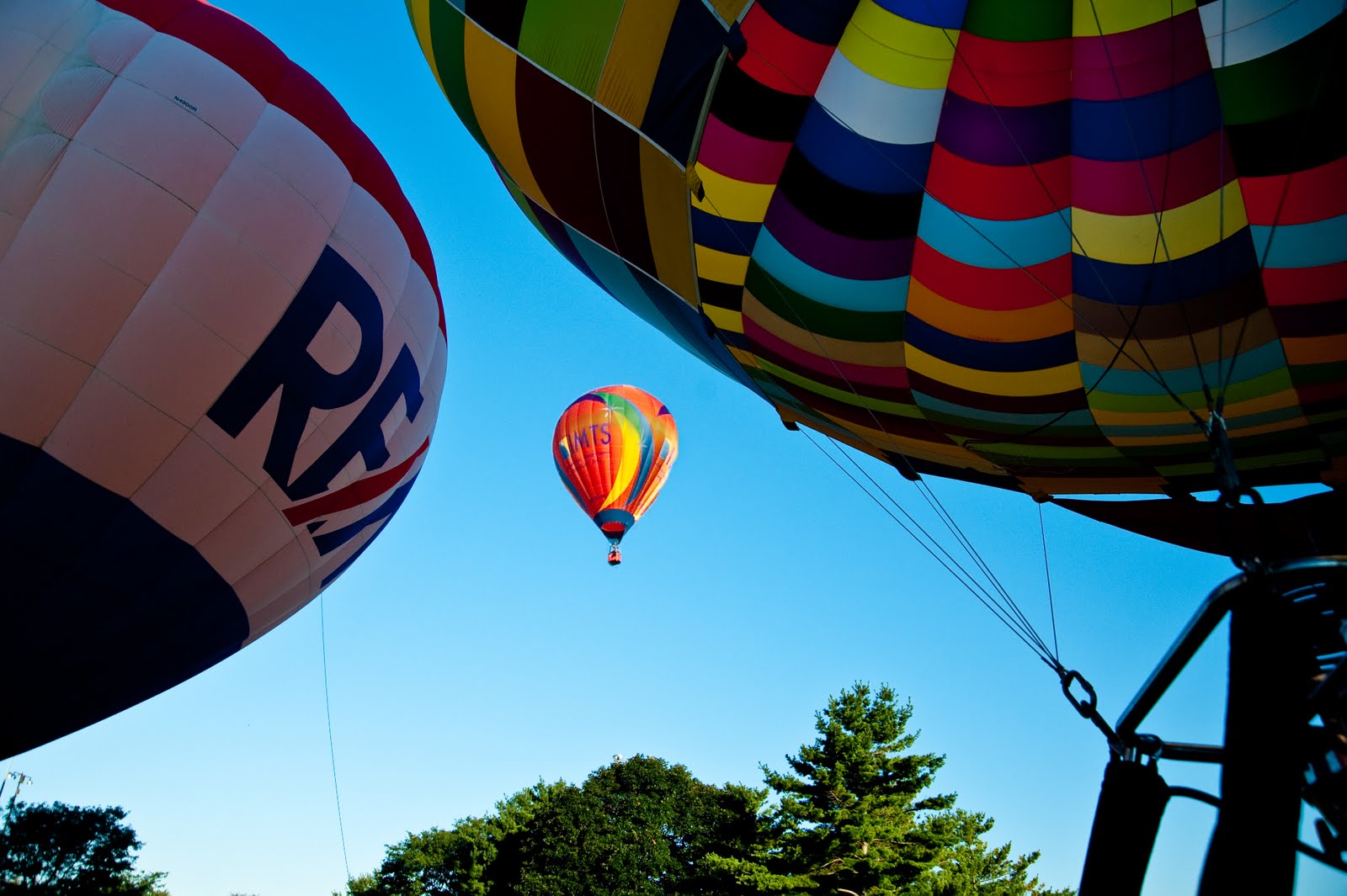 Shot of the Day Lisle Eyes to the Skies One aloft