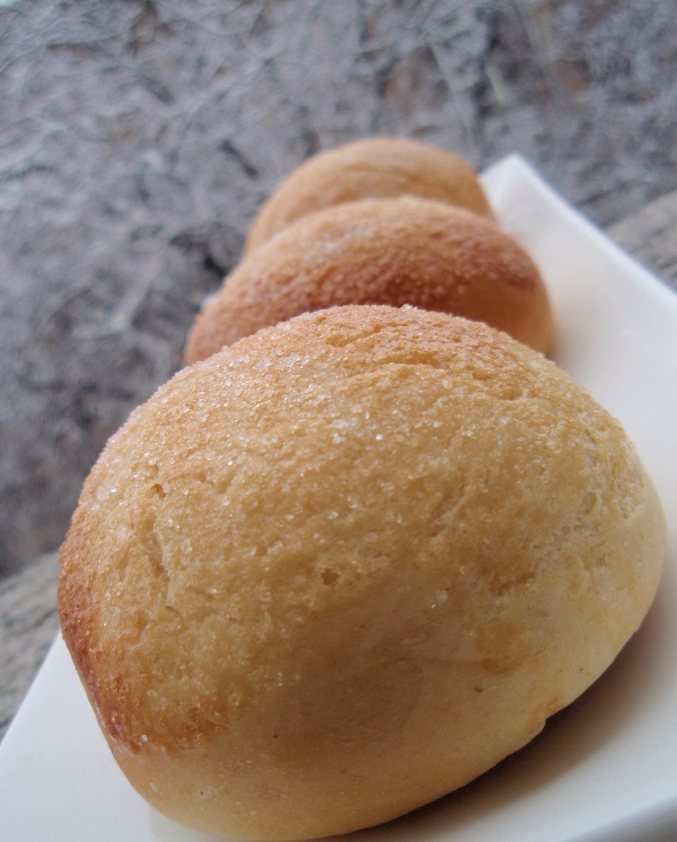 [bollos+de+leche2.jpg]