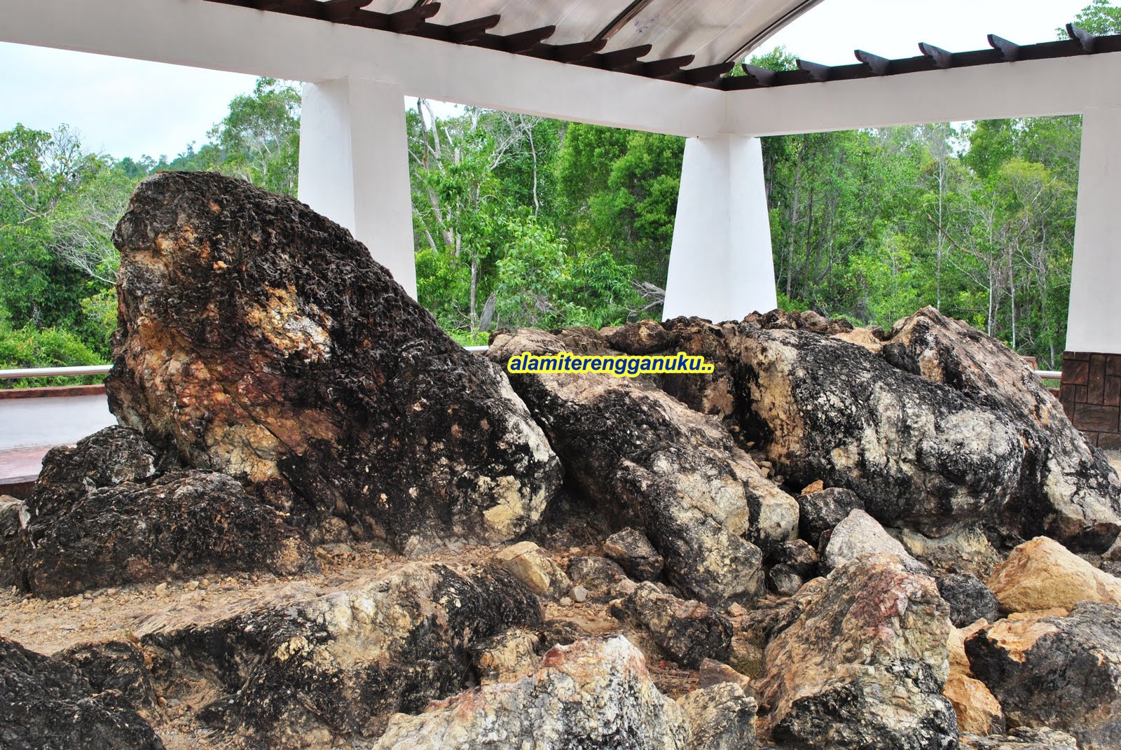 Alami Terengganu: Batu Penyu, Bukit Che Hawa, Rantau Abang.