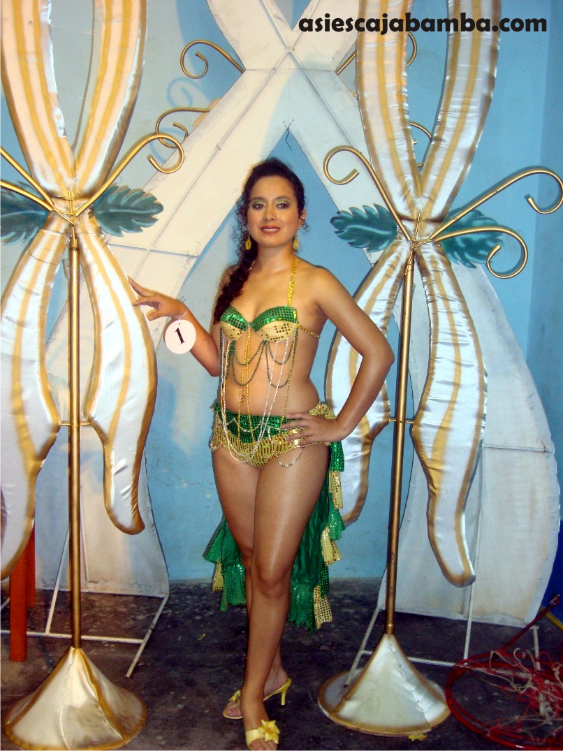 Video de Karina Centurión Villar en traje típico - Cajabamba