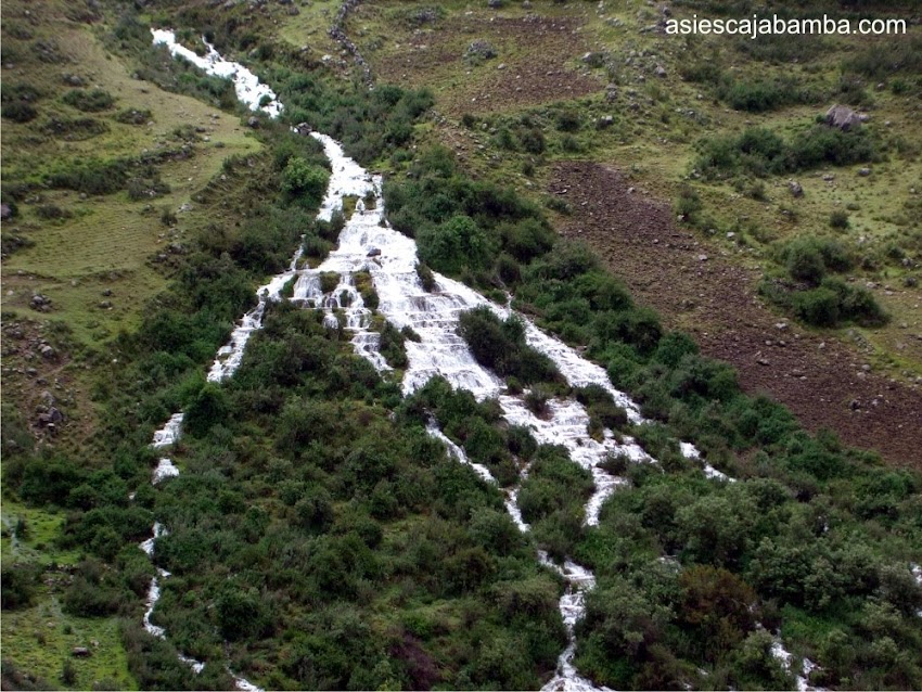 Cascadas de Coche Corral - Cajabamba [Video y Fotos]