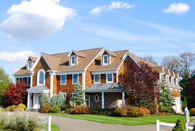 Reckless Bliss: Hamptons Shingle Style Homes
