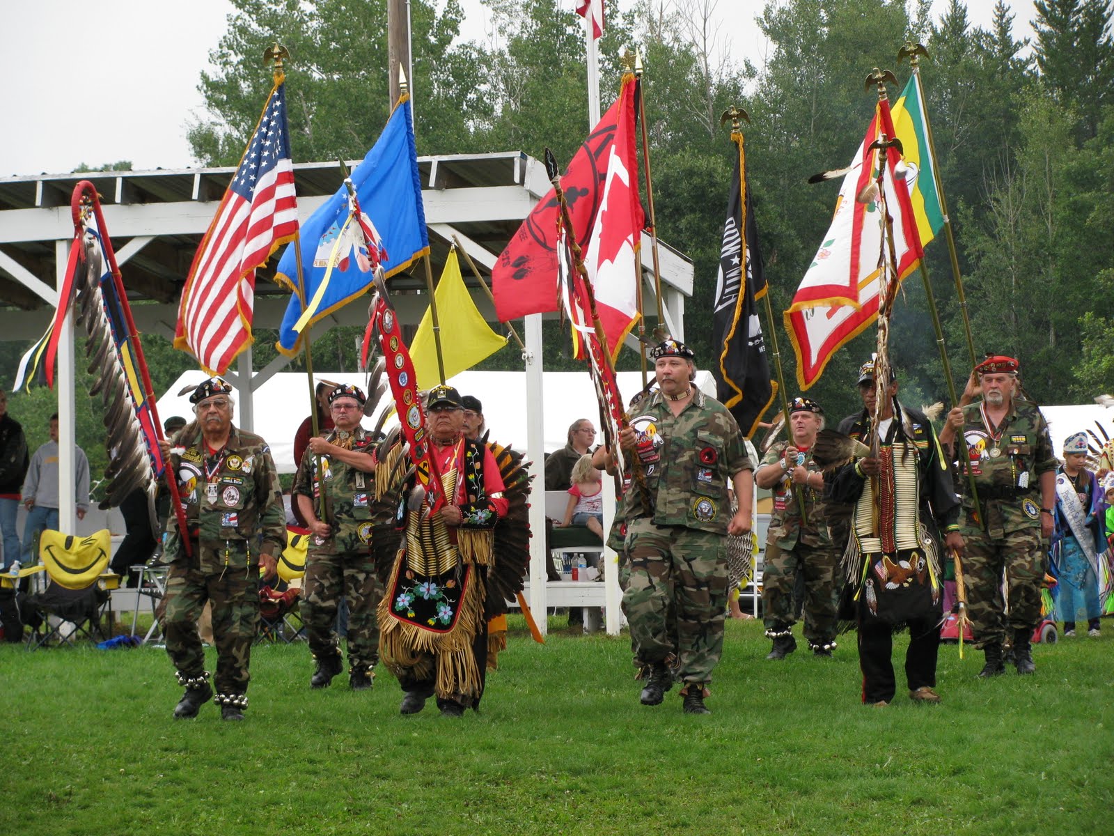 [Eagle+Staffs+and+Flags.JPG]