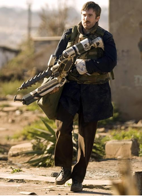 MOVIE MUPPETS District 9 sequel. Confirmed?