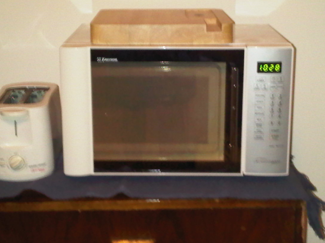 [microwave.jpg]