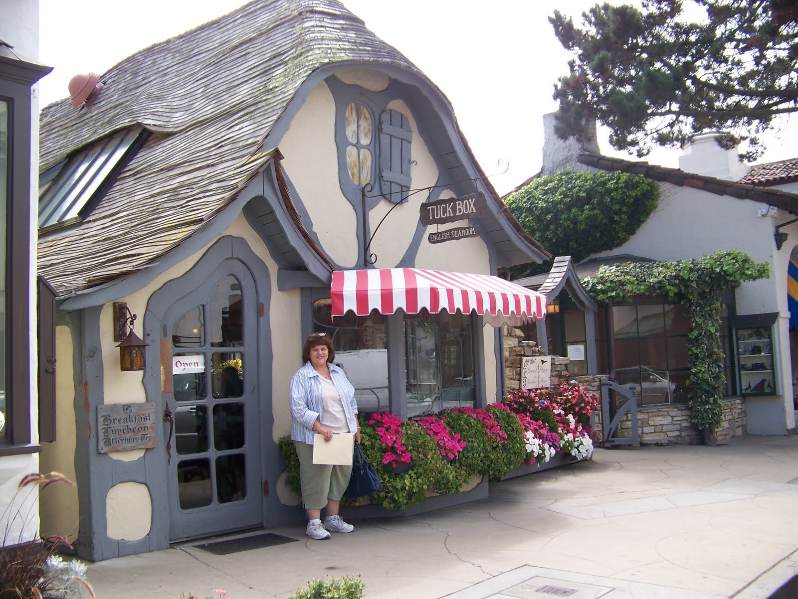 Gary & Leah Storybook Cottages of Carmel