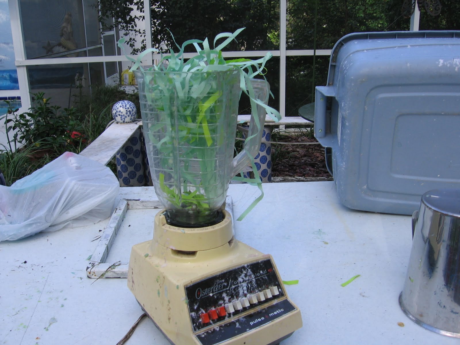 Paper Maker Pulp from Shredded Paper