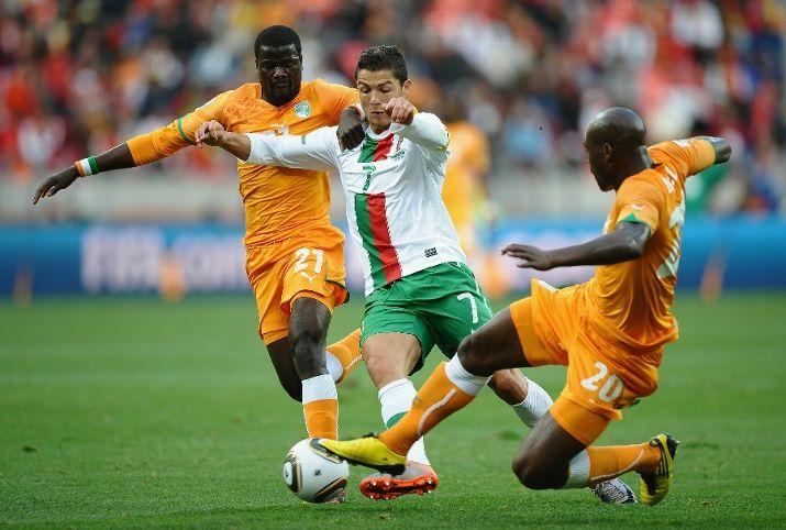 Трейчвиль кот-д’ивуар. Замбия кот д ивуар 2012. Сборная кот д'ивуара 2019. Дрогба в сборной. Кот дивуар футболисты.