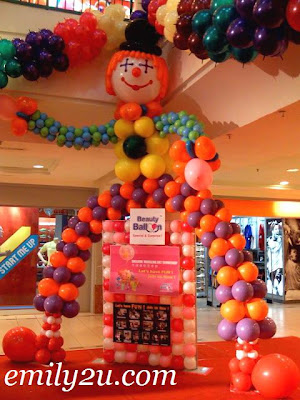 Clown Balloon Sculptures