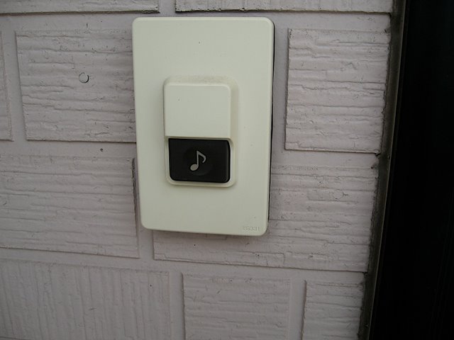 [Door+bell]